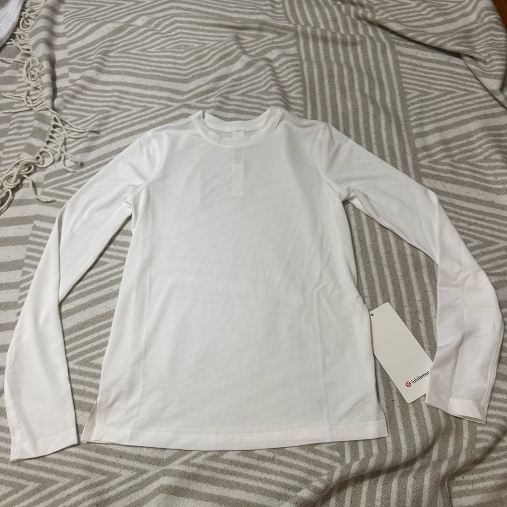 lululemon athletica White Long Sleeve women’s Tee